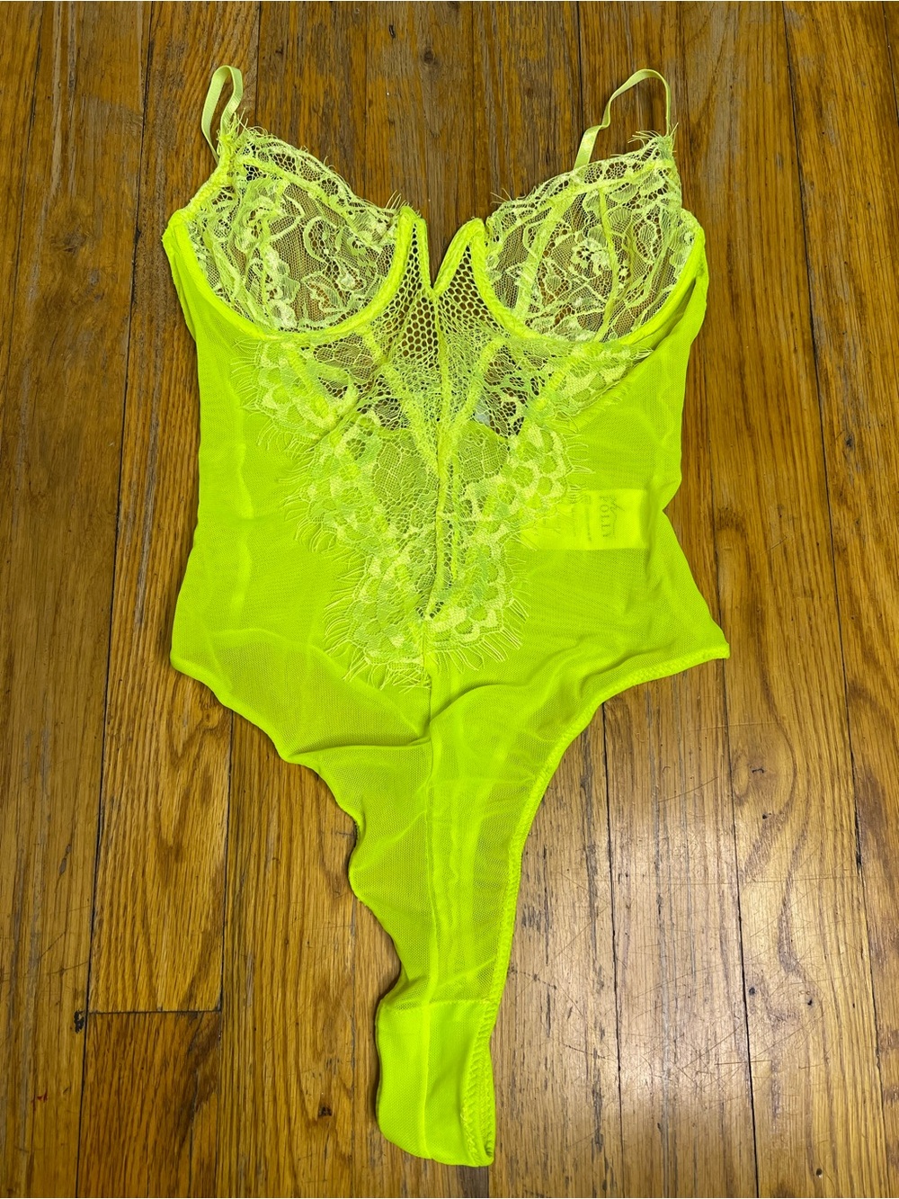 NWOT Oh Polly Sweet But Psycho Underwired Lace Bodysuit Neon Green